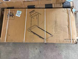 lot 75 image: 380Tm Pro Max Compact Treadmill