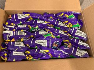 lot 124 image: Box Of Takis Jalapeno Kettle Chips