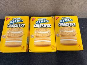 lot 181 image: 3 Boxes Of Golden Orer Cakesters