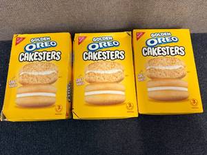 lot 182 image: 3 Boxes Of Golden Orer Cakesters