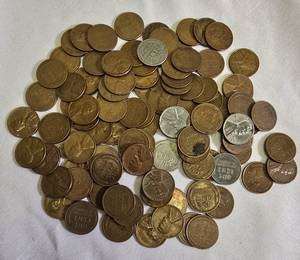 lot 37 image: 100 Wheat Pennies