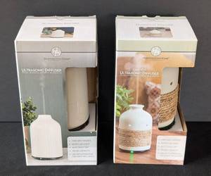MB - Huntington Home Ultrasonic Diffusers - 100 ml Capacity (Lot of 2)