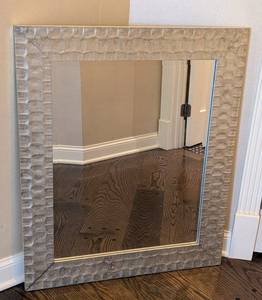 MB - Enchante MR884-22 CHM Hammered Silver Wall Mirror 29.5 in W x 35.5 in H Textured Frame