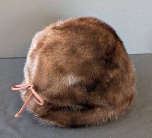 MB - Mr. Henri Original Model Fur Hat - Vintage Womens