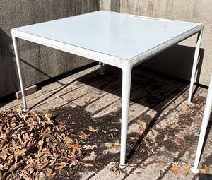 BY - Vintage Collection Square Dining Room Table by Richard Schultz for Knoll