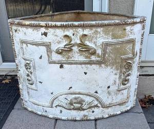 FY - Vintage Style Planter Box