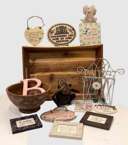 LR - Delightful Decor