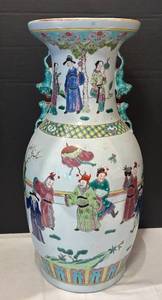 DR - Famille Rose Chinese Porcelain Vase - Hand Painted Figural Scenes