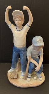 C6 - Paul Sebastian Figurine - Baseball Players