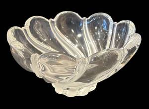 DR - Mikasa Peppermint Swirl Crystal Candy Dish