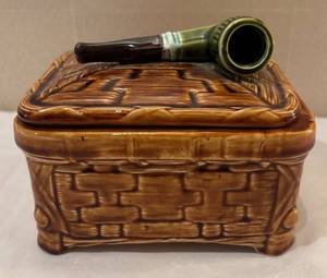 DR - Vintage Cigar Box with Carved Basket-Weave Pattern - Made in Italy