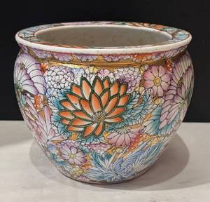 DR - Asian Style Ceramic Planter Pot - Floral Enamel Pattern