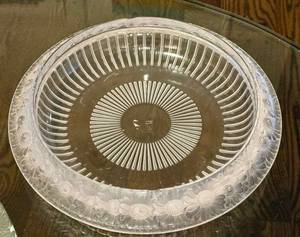 Lalique Marguerites Bowl - Vintage Art Deco Clear Crystal With Daisy Rim