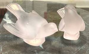 C1 - Lalique Satin Birds Pair - Crystal Glass, Made in France