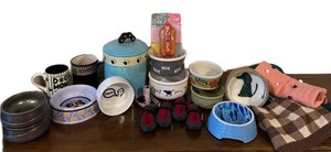 LR - Cat & Dog Dishes & Bowls, 3 Dog Sweaters - Pet Accessories