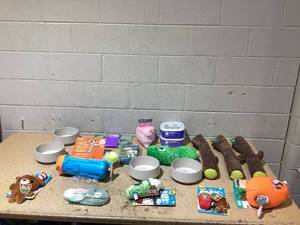 lot 103 image: LOT OF Dog Merchandise