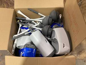 lot 108 image: BOX OF Toilet Brush & Plungers