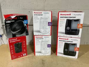 lot 67 image: LOT OF 6 Honeywell Humidifiers, Heater, & Fan