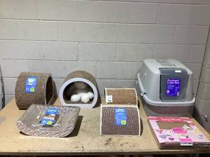 lot 124 image: LOT OF Cat Merchandise