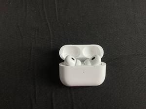 lot 131 image: Headphones Stored In Apple Box With Issue