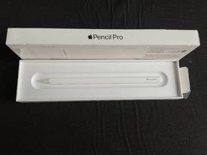 lot 19 image: Apple Pencil Pro Check Device Compatibility Model MX2D3AMA - Pixel-Perfect Precision, Tilt and Pressure Sensitivity, Perfect for Note-Taking, Drawing, and Art. Charges and Pairs Magnetically (iPad Pro M4, iPad Air M2)