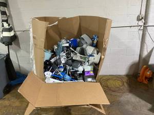 PALLET OF Bathroom Plungers, Toilet Brushes, Scrubbers