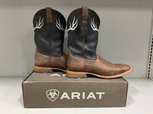 Ariat Crosshair Square Toe Western Boots for Men - Rifle Brown - 13M (Used)