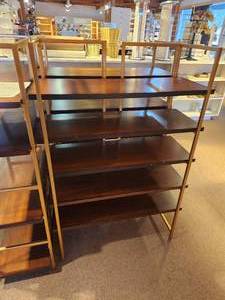 lot 1071 image: Metal Frame  Stained Wood Shelf Book Case 5-tier 32 x 14 x 48