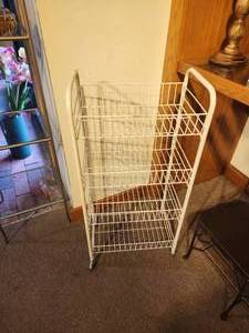 lot 1082 image: Metal Wire Rolling Storage Rack 16 x 10 x 33