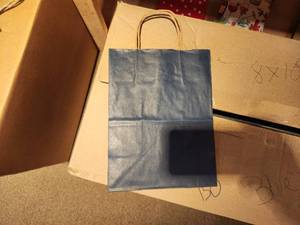 lot 1145 image: Lot of (150) Kraft Paper Gift Bags 8 x 5 x 10 14