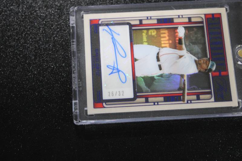 2025 Panini Three & Two Legendary David Ortiz Autograph 26/32