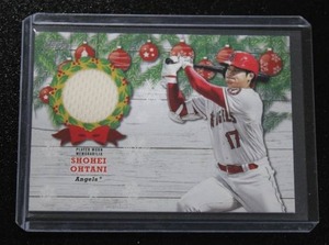 lot 7 image: 2022 Topps Holiday Mega Relic Shohei Ohtani
