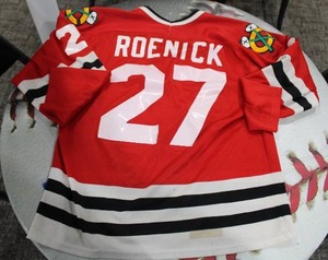 lot 190 image: Vintage CCM Chicago Blackhawks Jeremy Roenick Red Jersey Large