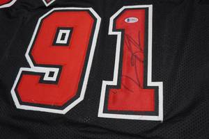 lot 2 image: Dennis Rodman Signed Bulls Jersey - Beckett Authenticated