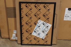 lot 9 image: Poster Frame - 19x27