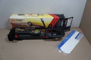 lot 49 image: Minelab Go Find 22 Metal Detector