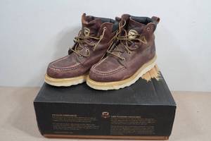 lot 123 image: Irish Setter Ashby Mens 6 Work Boots Style 83605 - Size 7