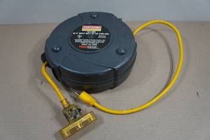 lot 179 image: Craftsman Professional 40 Heavy Duty Tri Tap Cord Reel