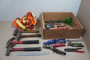 lot 191 image: Assorted Tools and Hi-Viz Vest