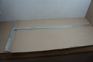 lot 192 image: Dry Wall T-Square