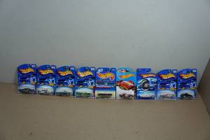 lot 215 image: Hot Wheels - Classics - 59 Impala, 65 Mustang Convertible, Thunderbird
