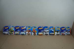 lot 225 image: Hot Wheels - Dragster, Hot Trucks, Dog Fighter, Vulture