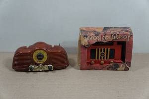 lot 245 image: 2 Vintage Style Radios