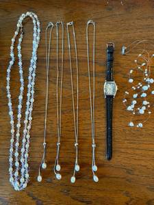 Mixed Costume Jewelry Lot Real Imperfect Pearl Necklaces & Quartz Watch