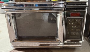 Vintage Amana Radarange Touchmatic Countertop Microwave Oven