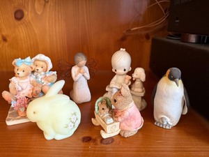 Mixed Figurine Lot Lefton Penguin Willow Tree Bunny Bear Decor 6pc