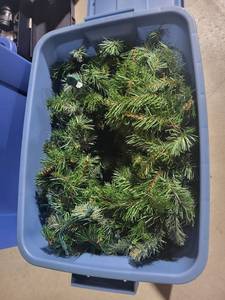 Rubbermaid Tote Holiday Decor Pine Branches, Pinecones, Red Berries & Tinsel Balls
