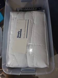 Simply Essential Microfiber Down Alternative Comforter King 104 in W x 90 in L