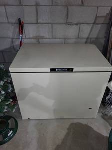 Kenmore 15 Cu Ft Chest Freezer - Beige (Sears Best)