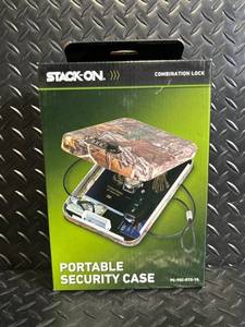 lot 3 image: Stack-On PC-95C-RTX-18 Portable Security Case RealTree Xtra Camouflage, 6.5 W x 9.5 D x 1.75 H in